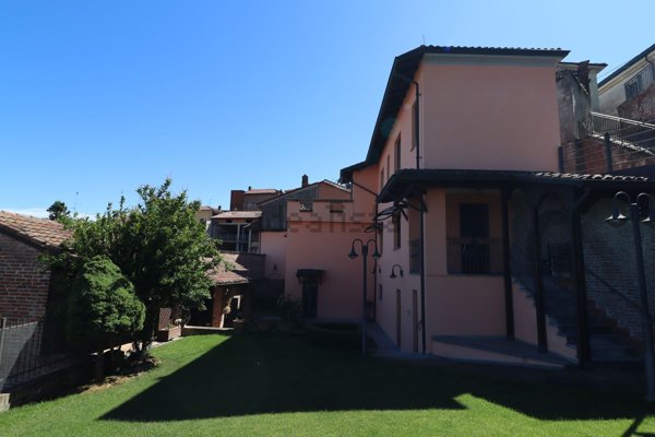 casa indipendente in vendita a Lu e Cuccaro Monferrato in zona Lu