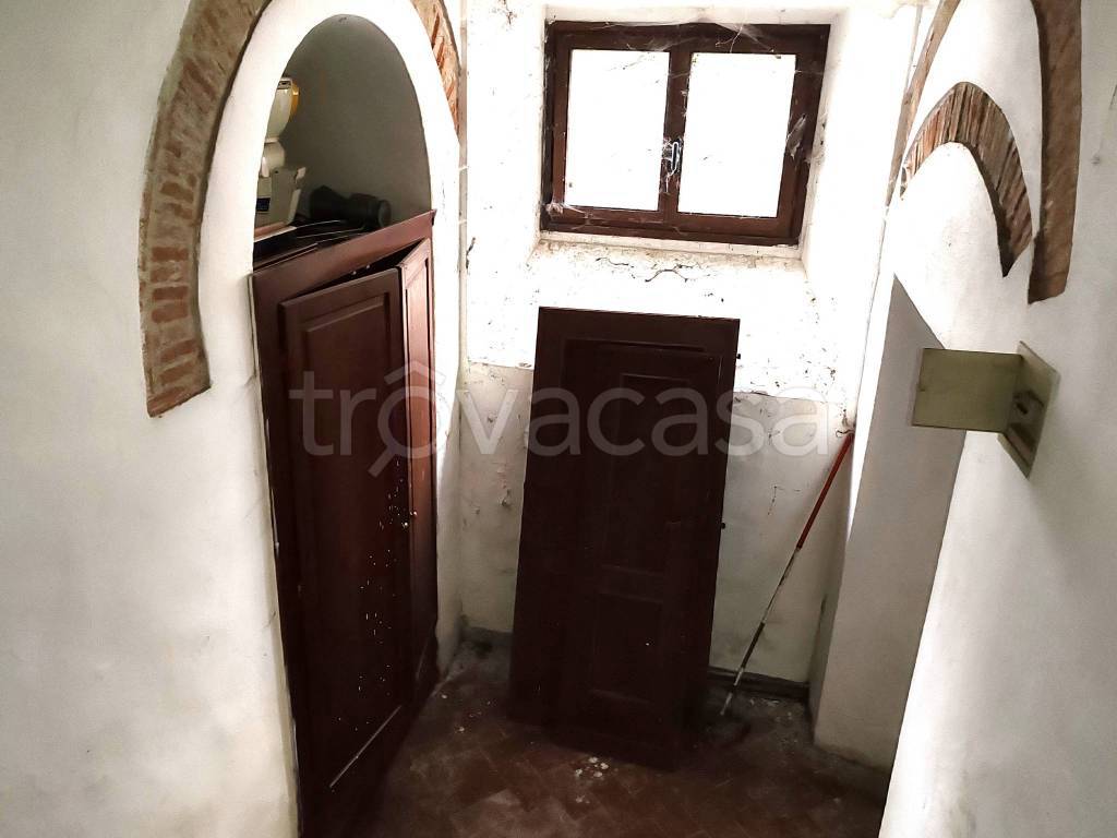 appartamento in vendita a Cantagallo in zona Carmignanello