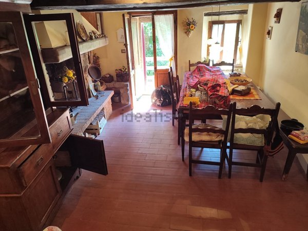 appartamento in vendita a Cantagallo in zona Luicciana