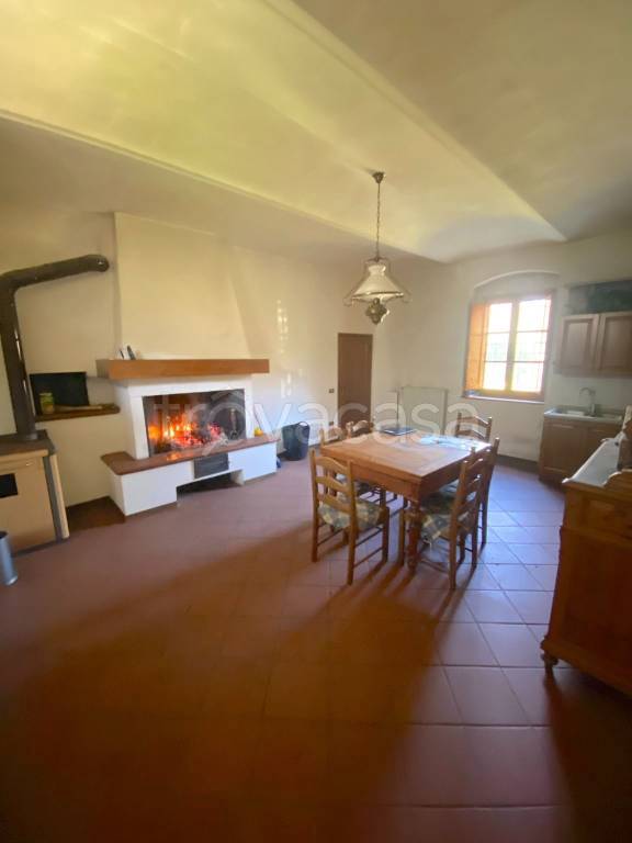 casa indipendente in vendita a Cantagallo in zona Il Fabbro