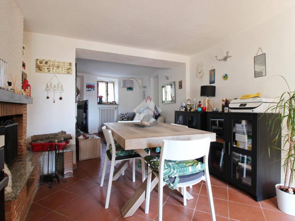 casa indipendente in vendita a Cantagallo