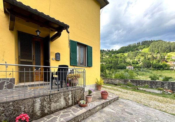 appartamento in vendita a Cantagallo in zona Luicciana