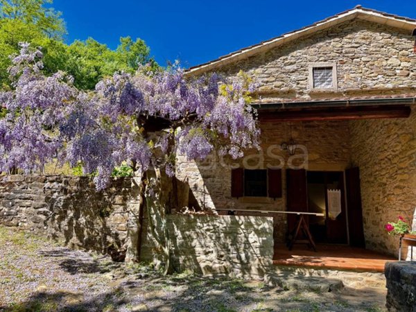 casa indipendente in vendita a Cantagallo