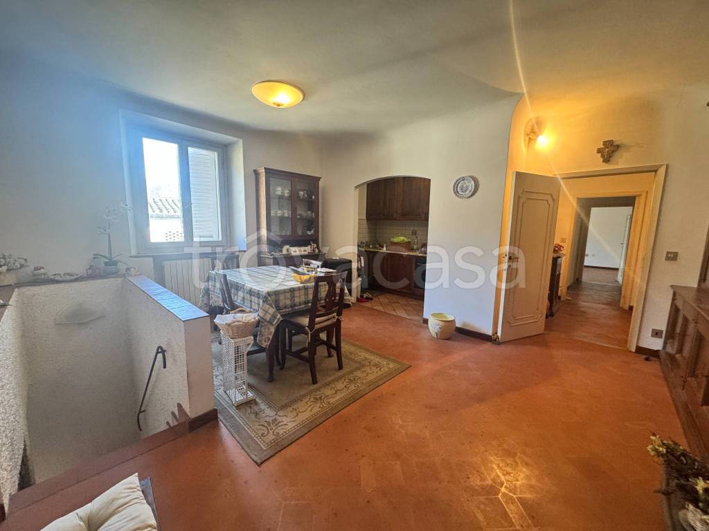 appartamento in vendita a Cantagallo in zona Il Fabbro