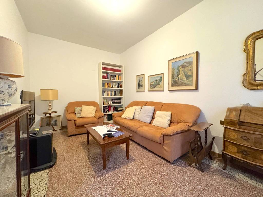 casa indipendente in vendita a Cantagallo in zona Carmignanello