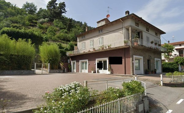 appartamento in vendita a Cantagallo in zona Carmignanello