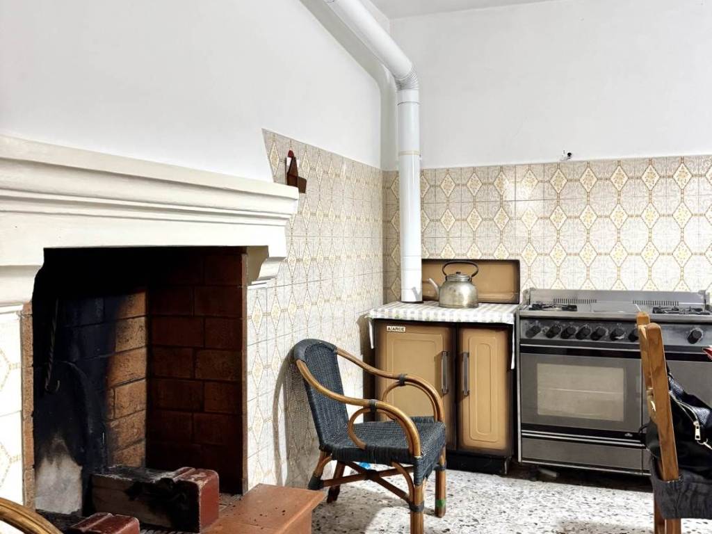 casa indipendente in vendita a Cantagallo in zona Migliana