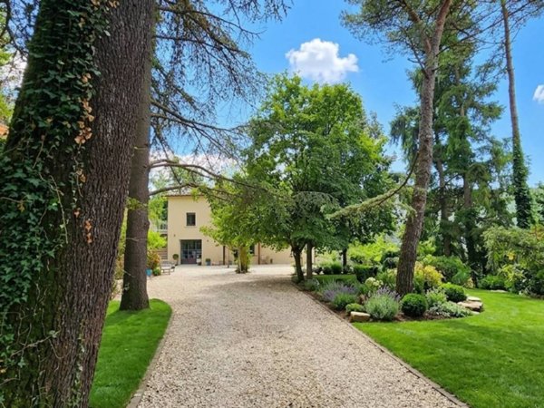 casa indipendente in vendita a Cantagallo