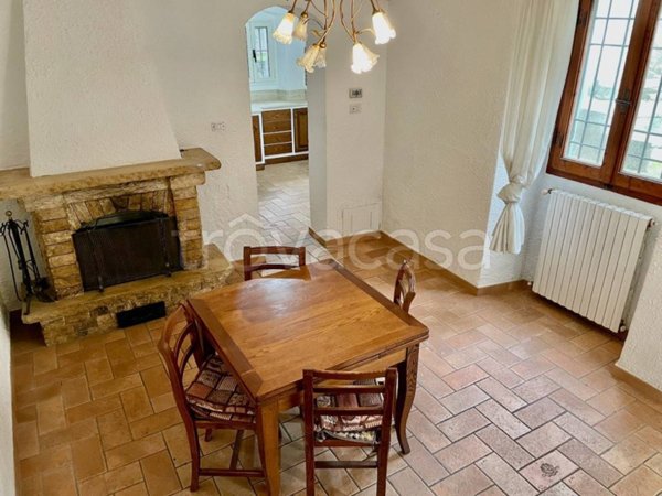 casa indipendente in vendita a Cantagallo in zona Usella