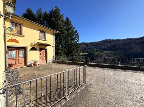 casale in vendita a Cantagallo