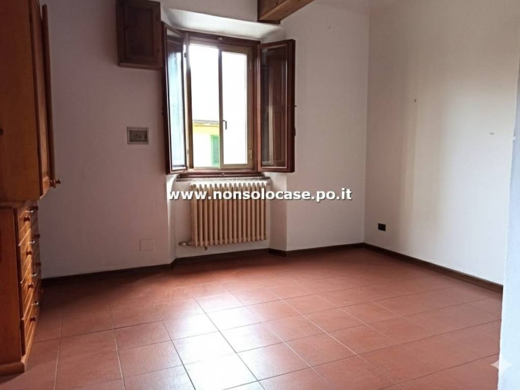 appartamento in vendita a Cantagallo in zona Carmignanello