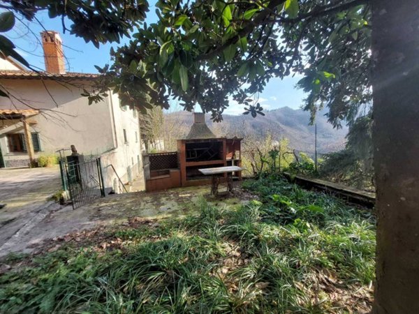 casa indipendente in vendita a Cantagallo