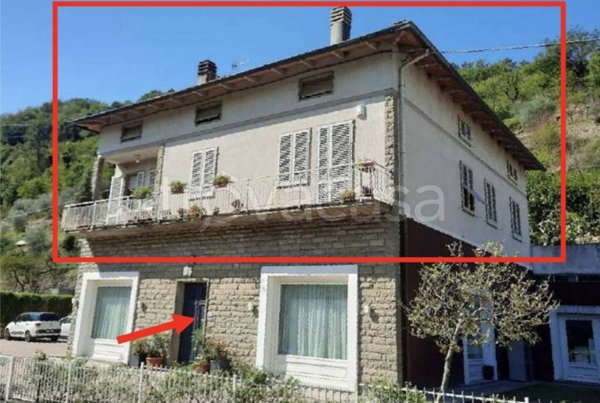 appartamento in vendita a Cantagallo in zona Carmignanello