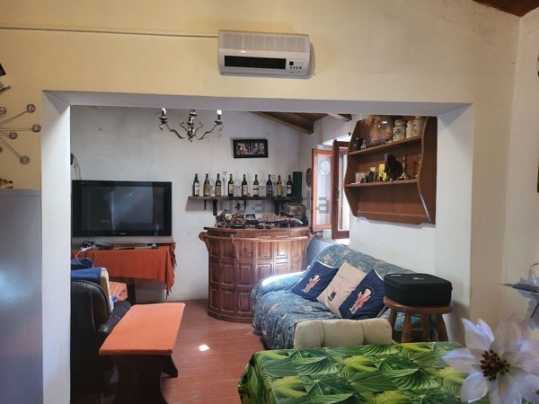 casa indipendente in vendita a Cantagallo in zona Luicciana