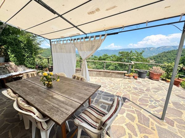 casa indipendente in vendita a Cantagallo in zona Migliana
