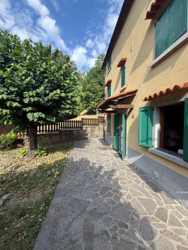 casa indipendente in vendita a Cantagallo in zona Gavigno