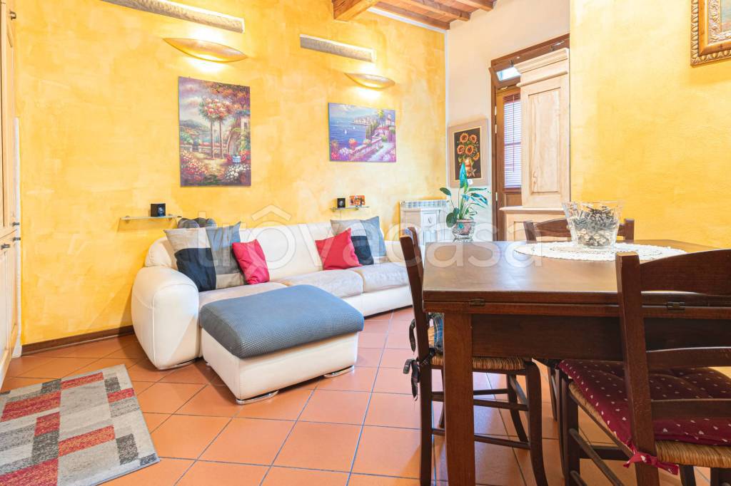appartamento in vendita a Carmignano