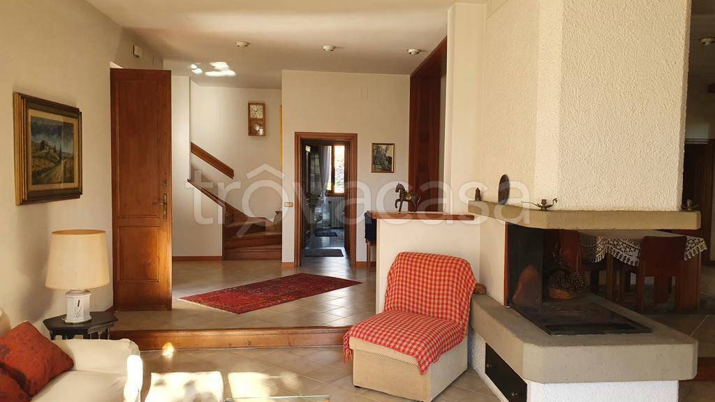 villa in vendita a Carmignano