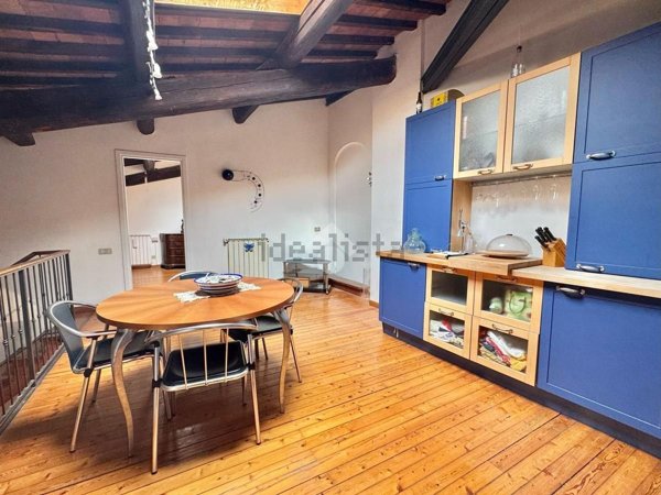 casa indipendente in vendita a Carmignano
