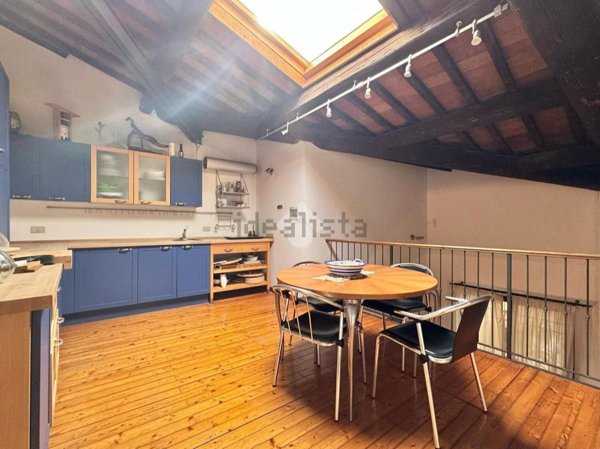 casa indipendente in vendita a Carmignano