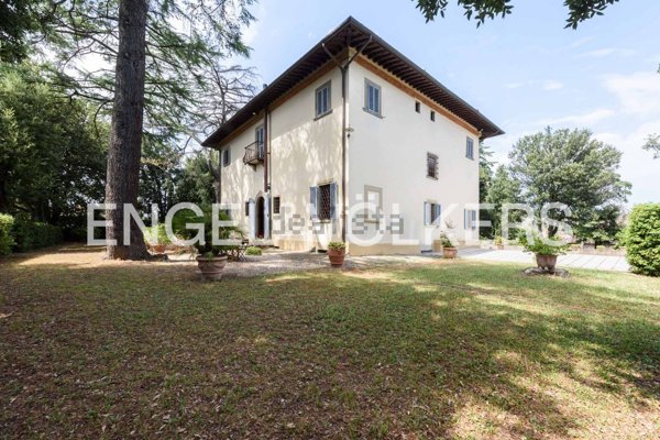 casa indipendente in vendita a Carmignano