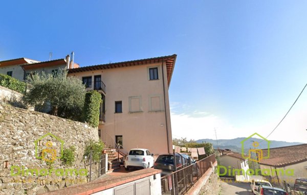 appartamento in vendita a Carmignano