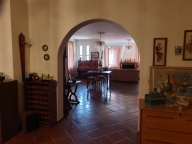 casa indipendente in vendita a Carmignano