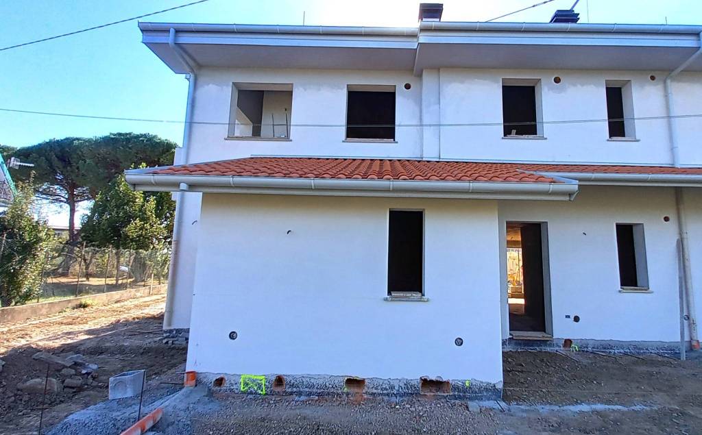 casa indipendente in vendita a Carmignano