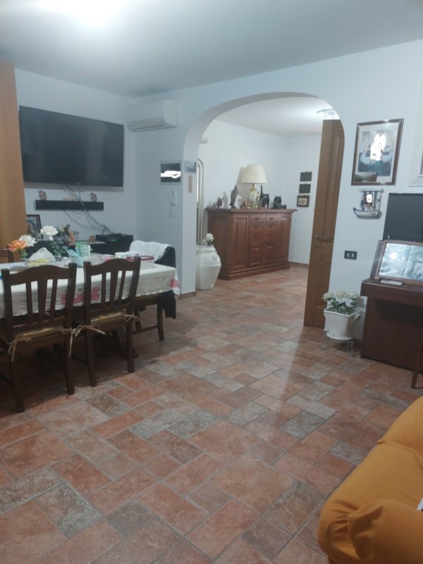 casa indipendente in vendita a Carmignano