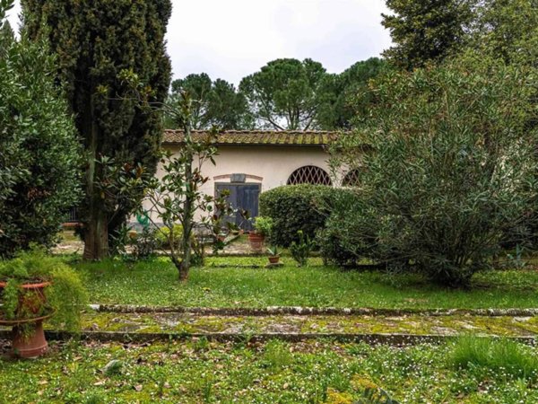 villa in vendita a Carmignano