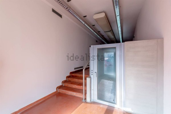 casa semindipendente in vendita a Carmignano