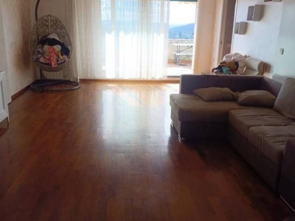 appartamento in vendita a Carmignano