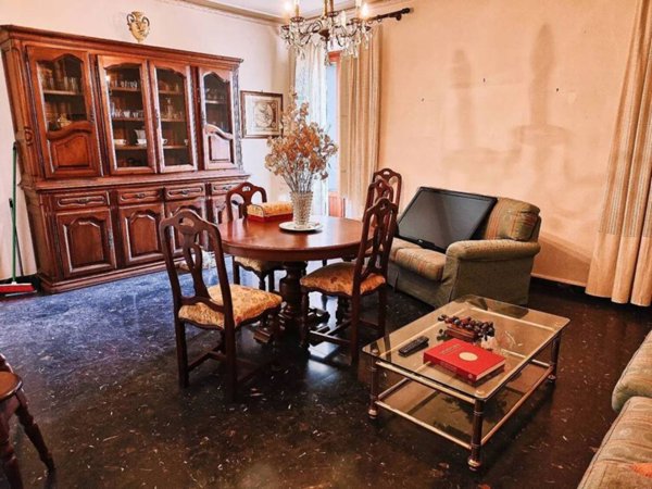 casa indipendente in vendita a Carmignano