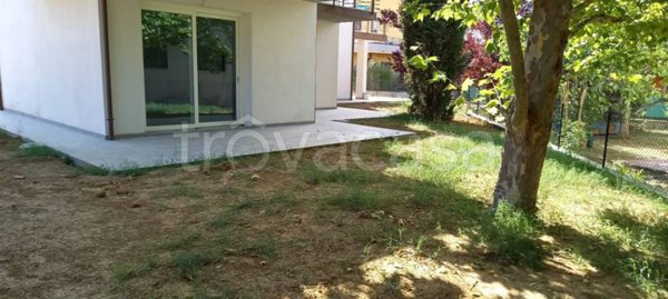 casa indipendente in vendita a Carmignano