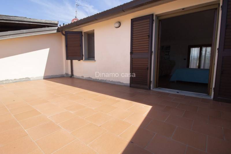 casa indipendente in vendita a Carmignano