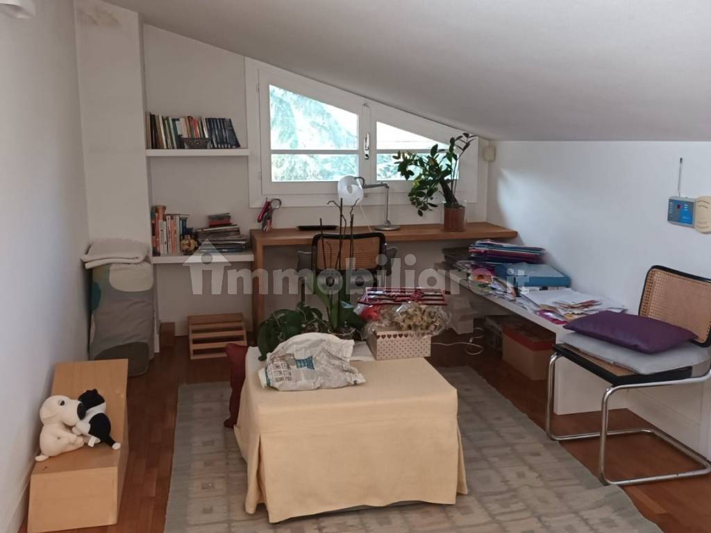 casa indipendente in vendita a Carmignano