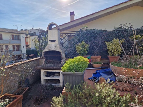 attico in vendita a Carmignano