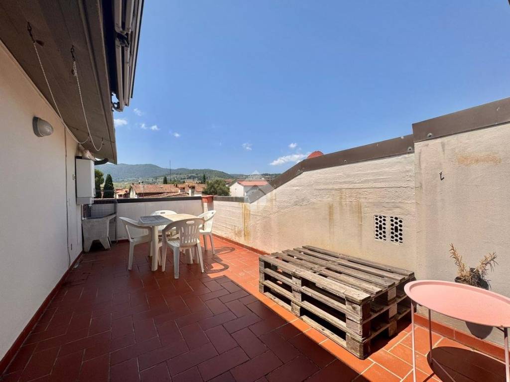 appartamento in vendita a Carmignano