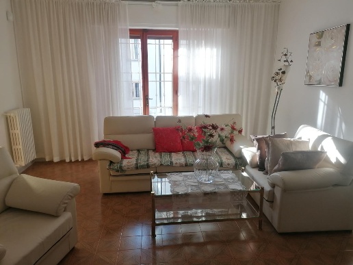 casa indipendente in vendita a Carmignano