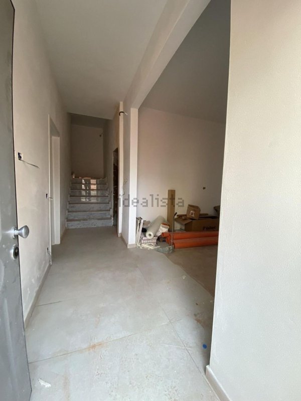 casa indipendente in vendita a Carmignano