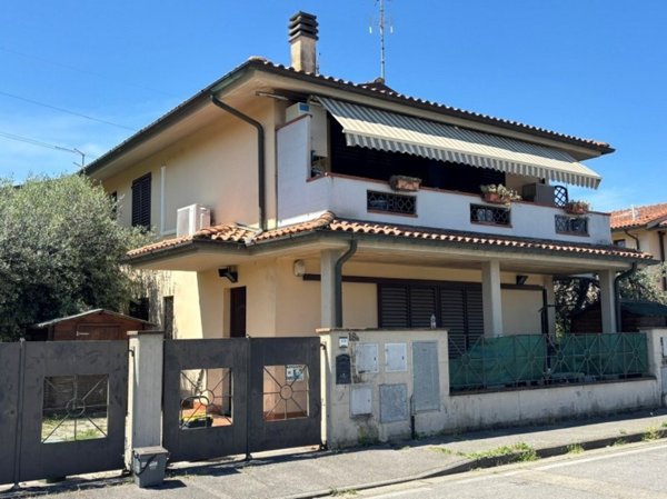 appartamento in vendita a Carmignano