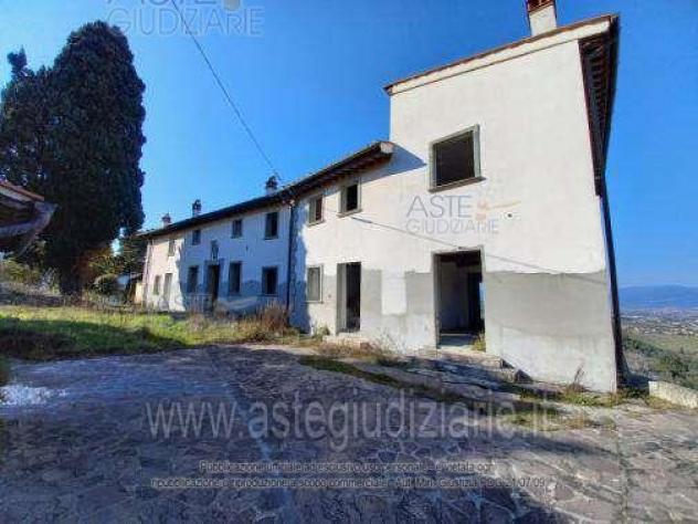 villa in vendita a Carmignano
