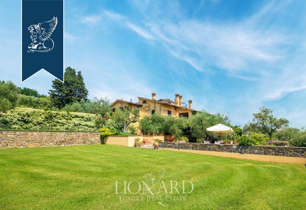 casa indipendente in vendita a Carmignano
