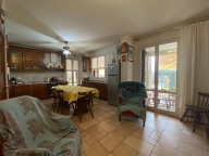 casa indipendente in vendita a Carmignano