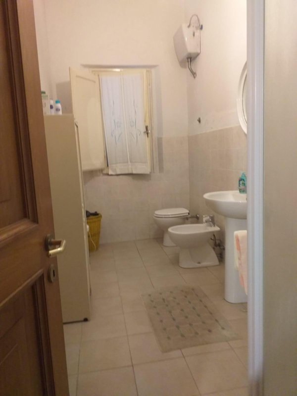 casa indipendente in vendita a Carmignano