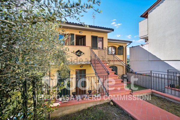 appartamento in vendita a Carmignano