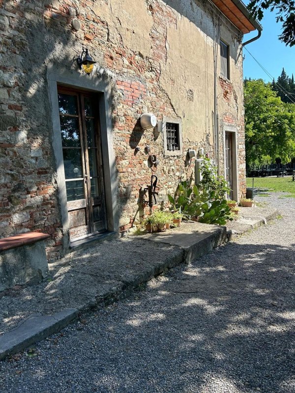 casale in vendita a Carmignano