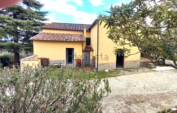 appartamento in vendita a Carmignano