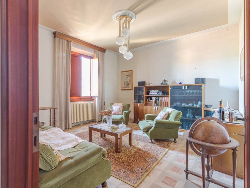 casa indipendente in vendita a Carmignano