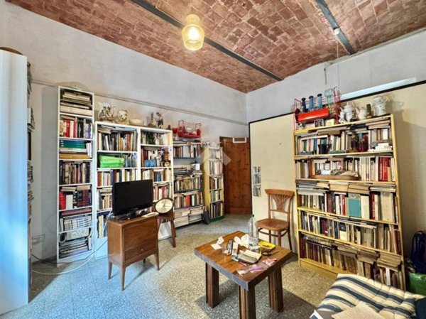 casa indipendente in vendita a Carmignano